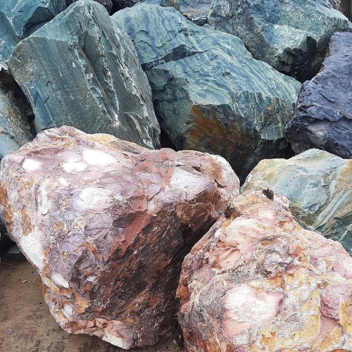 Ландшафтные глыбы красно-фиолетовые 200-1000 килограмм купить в Серове
