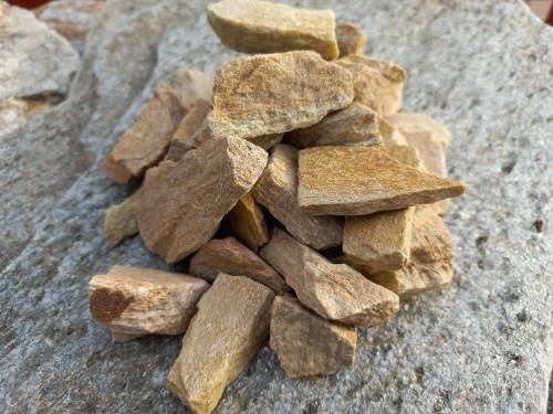 Златолит жёлтый декоративная каменная крошка купить в Серове