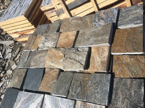 Плитка пилёная златолит Уральский для цоколя, отмостки купить в Серове