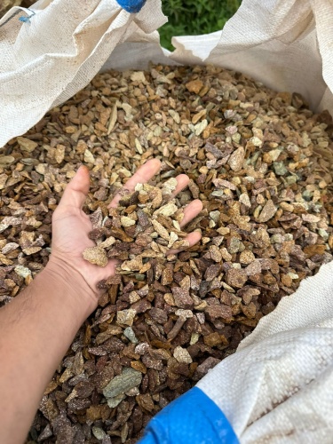 Златолит персиковый декоративная каменная крошка купить в Серове