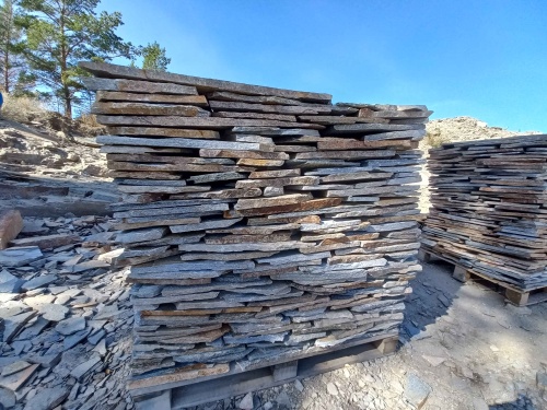 Плитняк златолит серебристый для фасада купить в Серове